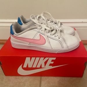 Nike Court Royale low top blazers